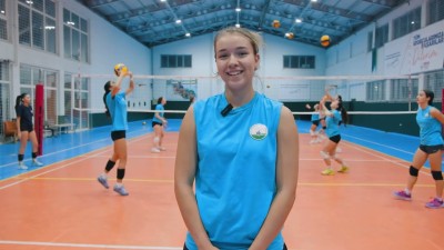 Osmangazi Belediyesi Ertuğrul Sağlam Spor Tesisleri I Voleybol